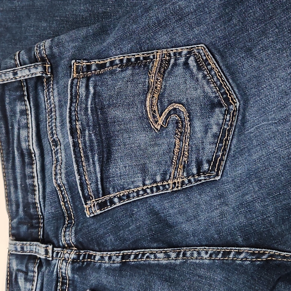 Silver jeans capri. - Picture 5 of 11